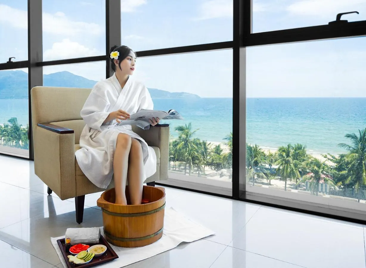 *****  Grand Tourane Hotel Da Nang Vietnam