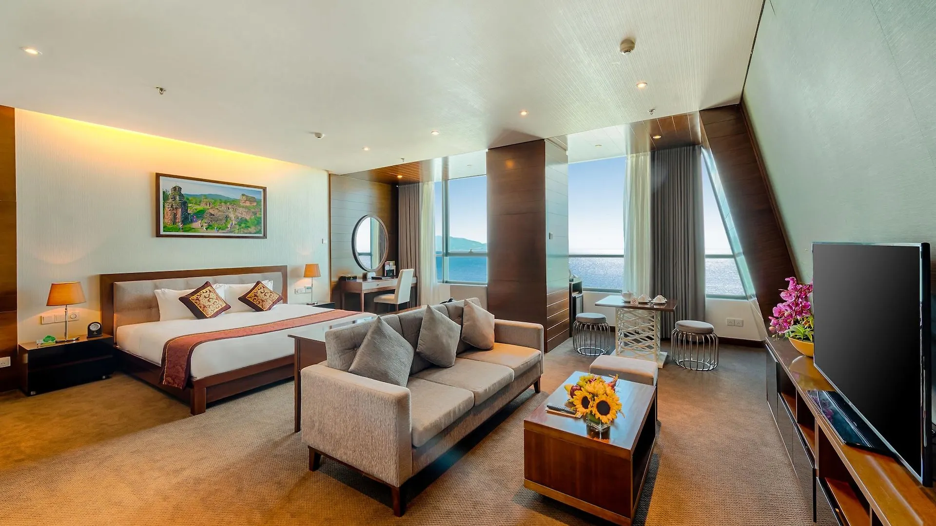 Grand Tourane Hotel Da Nang