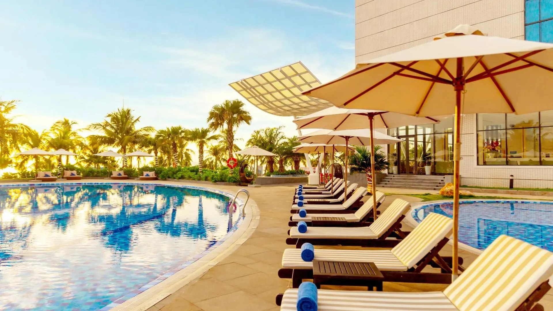 Grand Tourane Hotel Da Nang 5*,  Vietnam