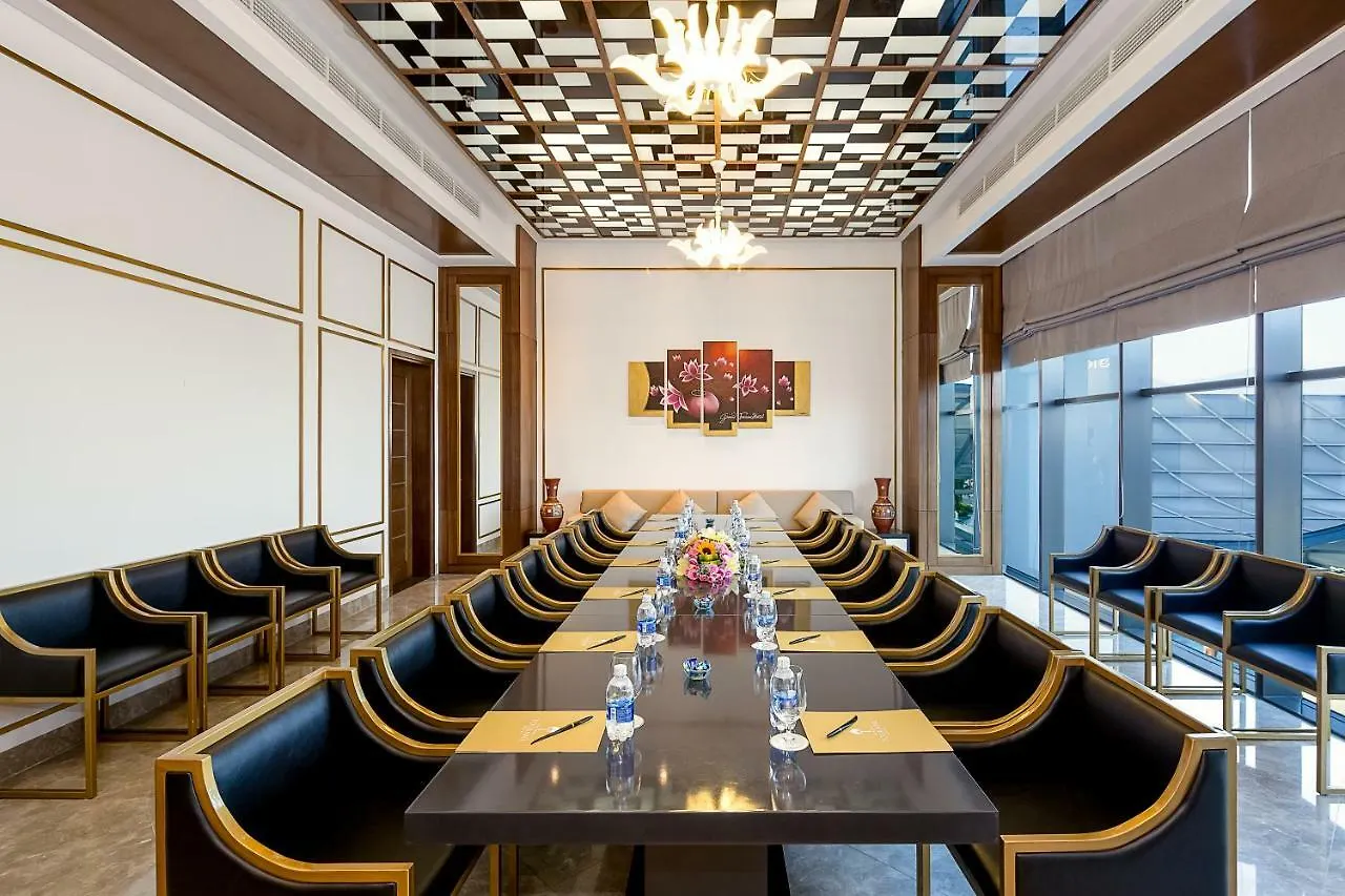 Grand Tourane Hotel Da Nang
